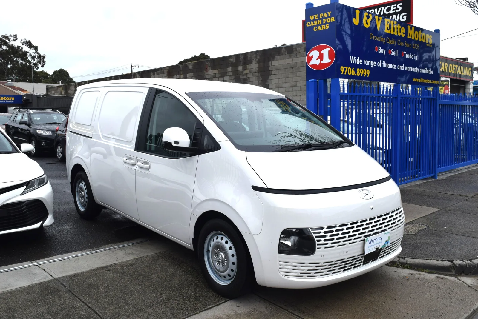 2022 HYUNDAI STARIA LOAD