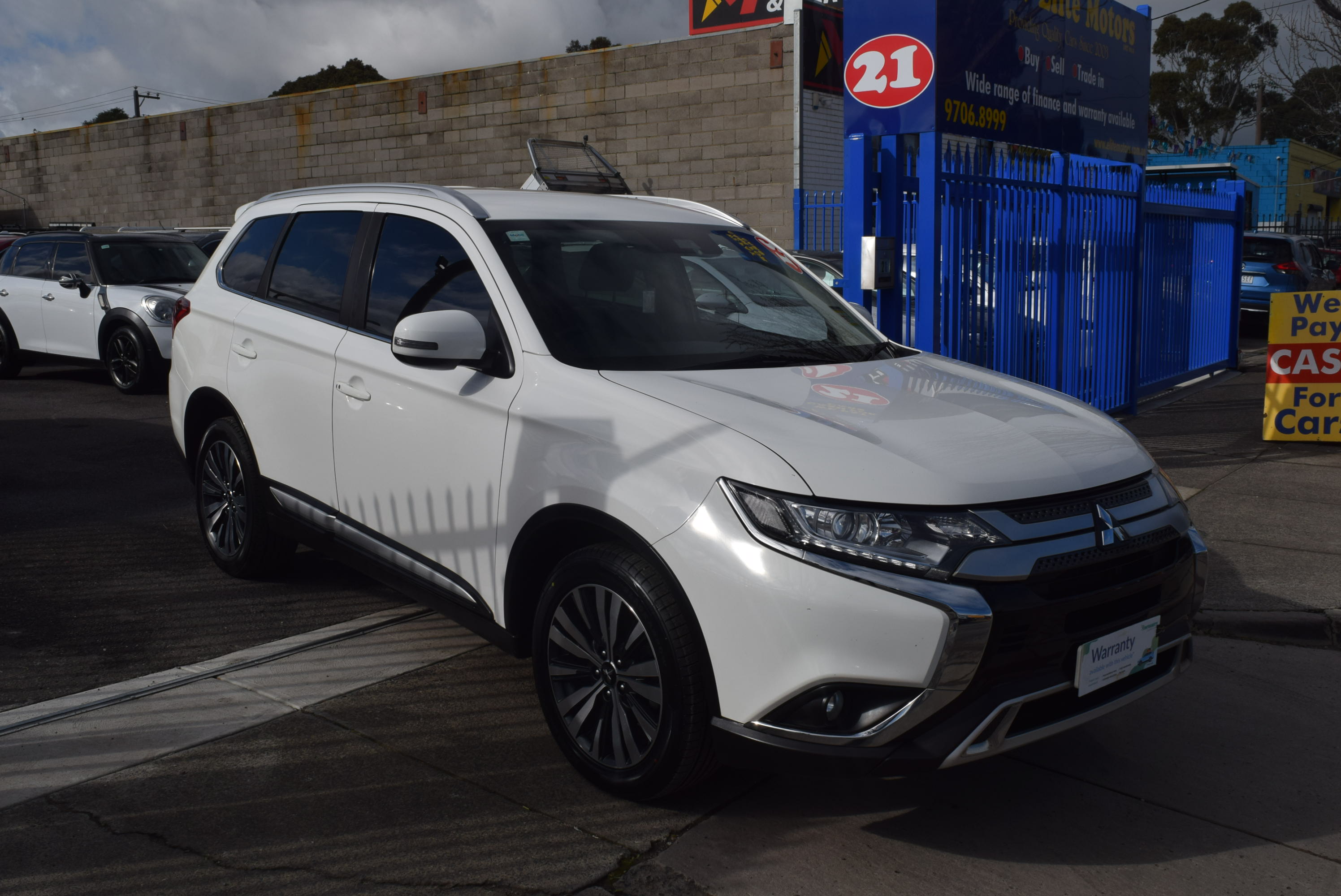 2021 MITSUBISHI OUTLANDER LS 7SEAT